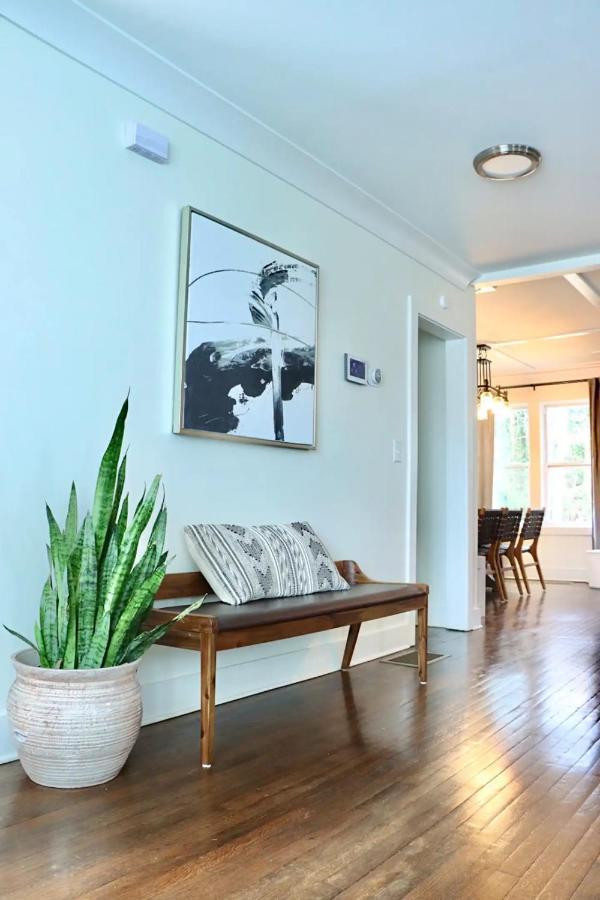 The Monopoly House - Your Ideal Retreat In The Heart Of Atlanta Exterior photo